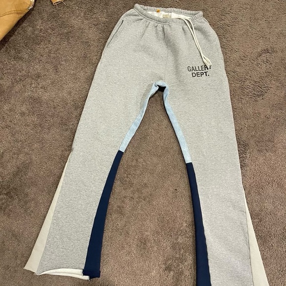 Gallery Department Panelled Flared Trackpants Sweatpants - Picture 1 of 2